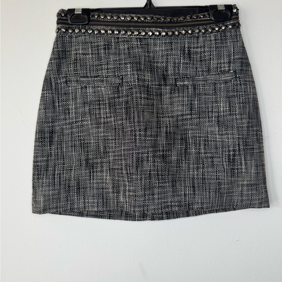 H&M Navy Tweed Mini Skirt with Embellished Waist – Size 6 - Picture 5 of 16